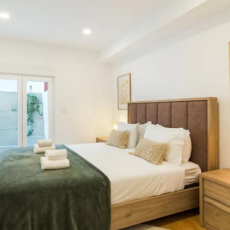 Apartment Campo De Ourique Gallery By Gonzalo's Guest *