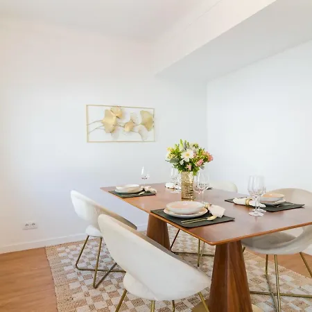 Apartment Campo De Ourique Gallery By Gonzalo's Guest