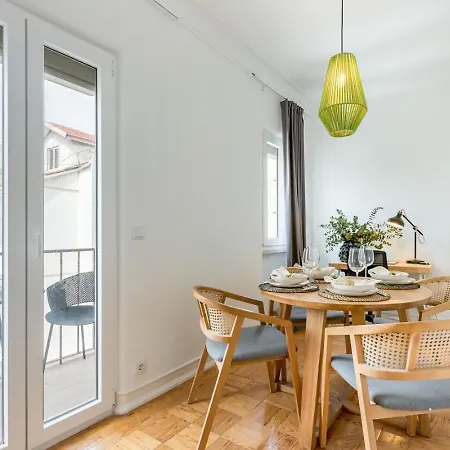 Apartment Campo De Ourique Gallery By Gonzalo's Guest *
